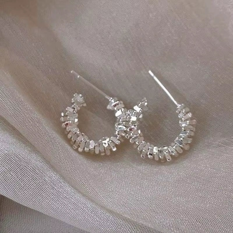 2024 New Fashion Trend Unique Design Elegant Exquisite Irregular C Shape Earrings Female Jewelry Party Premium Gift Wholesale